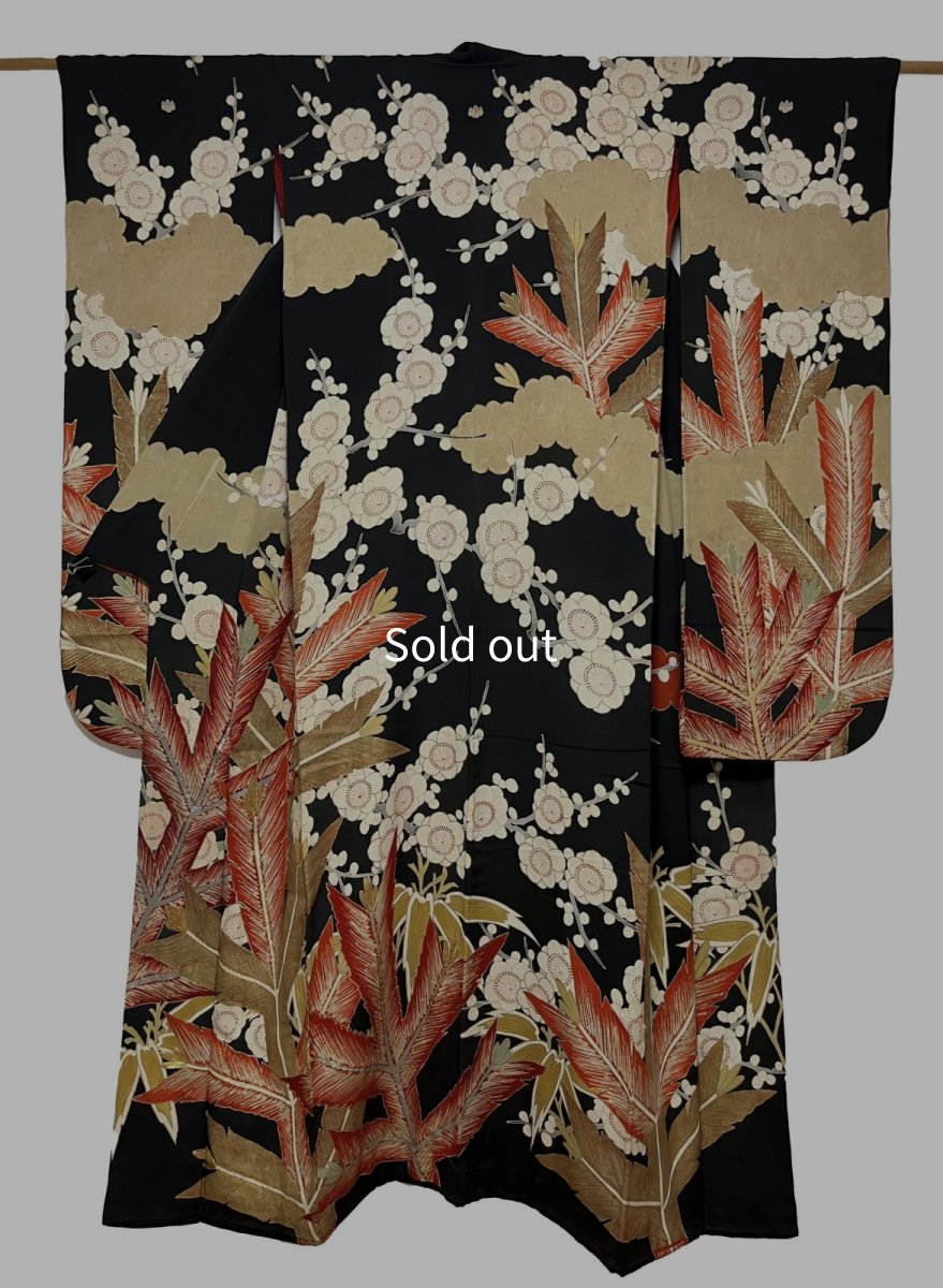 Photo1: JAPANESE KIMONO SILK ANTIQUE FURISODE / UME & PINE TREE / BLACK (1)