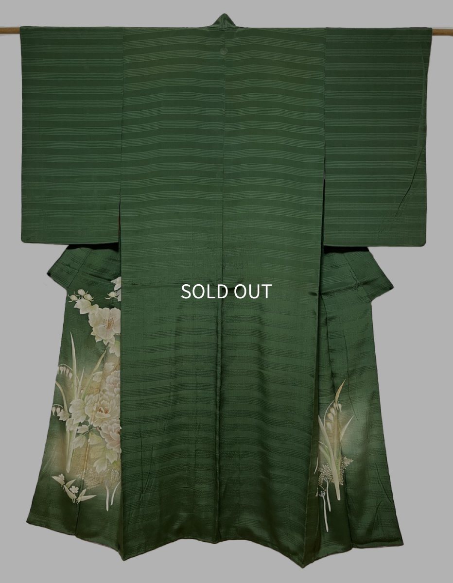 Photo1: JAPANESE KIMONO SILK ANTIQUE TOMESODE / PEONY / SUZURAN / GREEN (1)