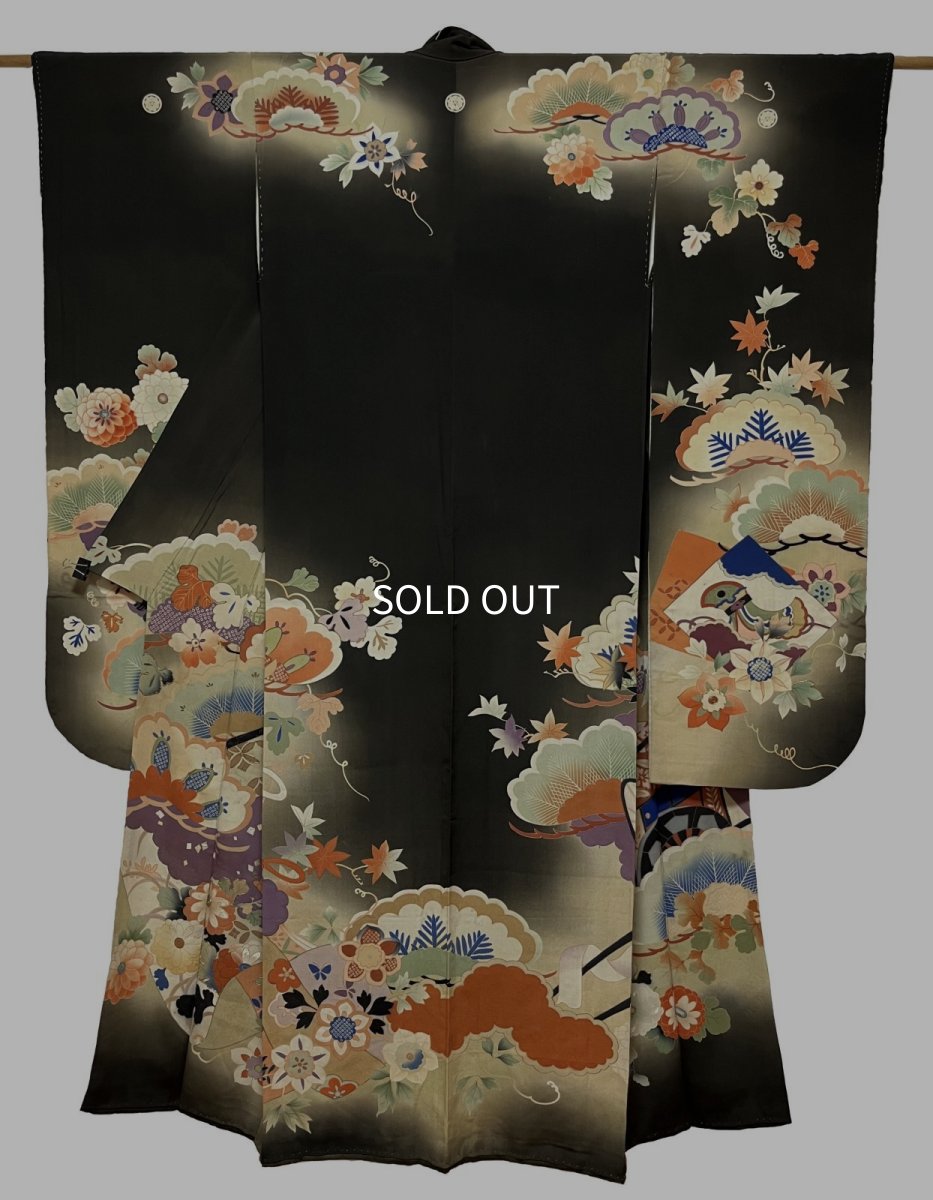 Photo1: JAPANESE KIMONO SILK ANTIQUE FFURISODE / PINE / MOMIJI / BLACK (1)