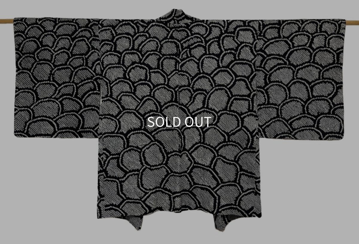 Photo1: JAPANESE KIMONO SILK HAORI / FULL SHIBORI / BLACK (1)