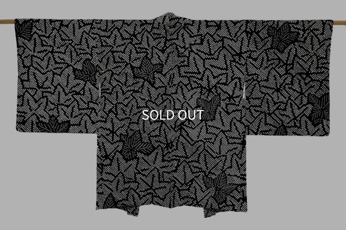 Photo1: JAPANESE KIMONO SILK HAORI / FULL SHIBORI / MOMIJI / BLACK (1)