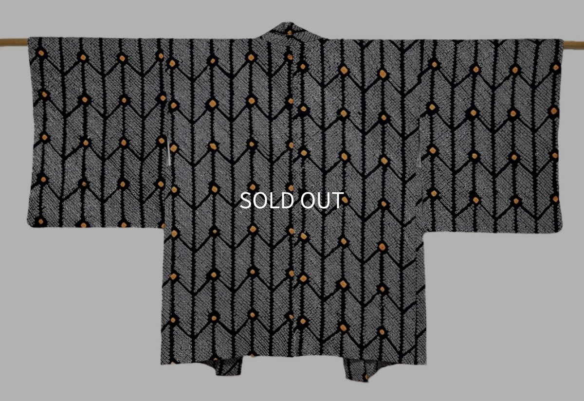 Photo1: JAPANESE KIMONO SILK HAORI / FULL SHIBORI / BLACK & ORANGE (1)