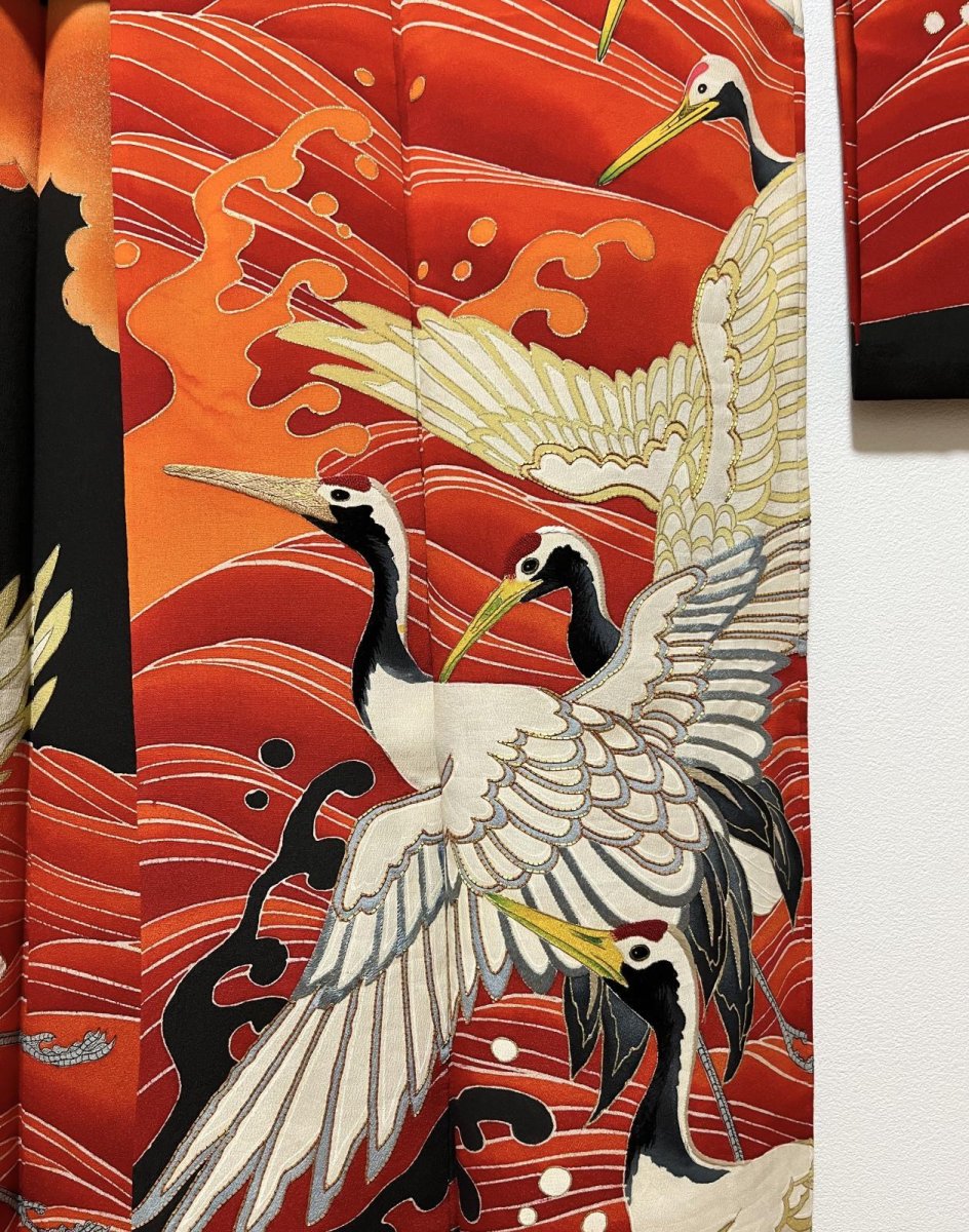 Photo12: JAPANESE KIMONO SILK ANTIQUE FURISODE / FLYING CRANE / WAVE / CLOUD / EMBROIDERY / BLACK & RED (12)