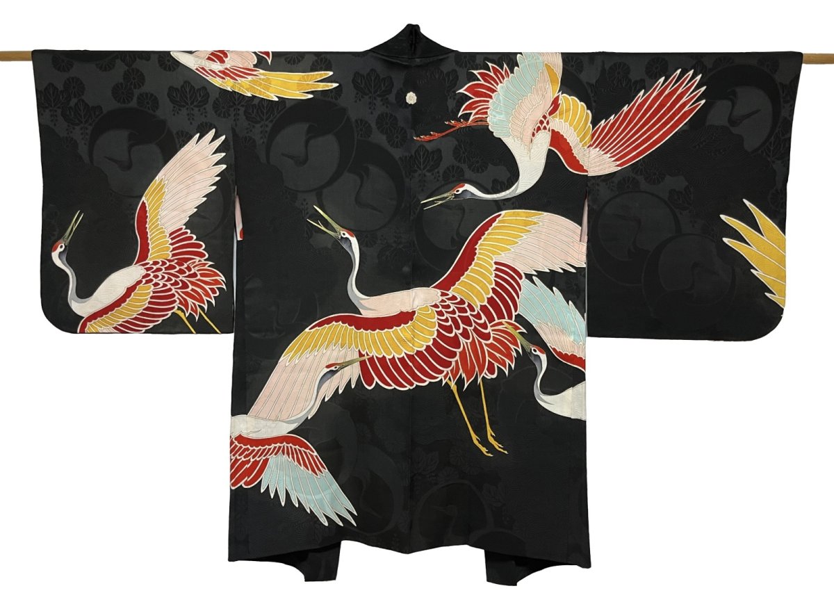 Photo1: JAPANESE KIMONO SILK ANTIQUE HAORI / FLYING CRANE / BLACK (1)