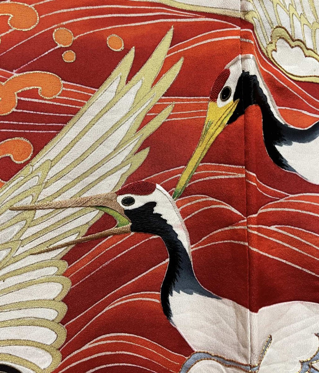 Photo8: JAPANESE KIMONO SILK ANTIQUE FURISODE / FLYING CRANE / WAVE / CLOUD / EMBROIDERY / BLACK & RED (8)