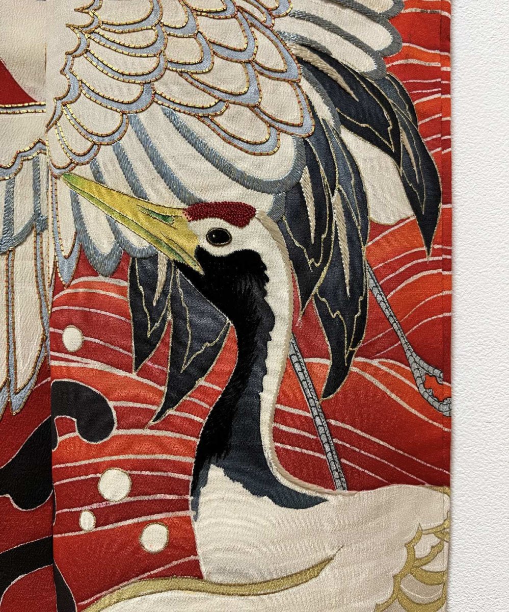 Photo14: JAPANESE KIMONO SILK ANTIQUE FURISODE / FLYING CRANE / WAVE / CLOUD / EMBROIDERY / BLACK & RED (14)