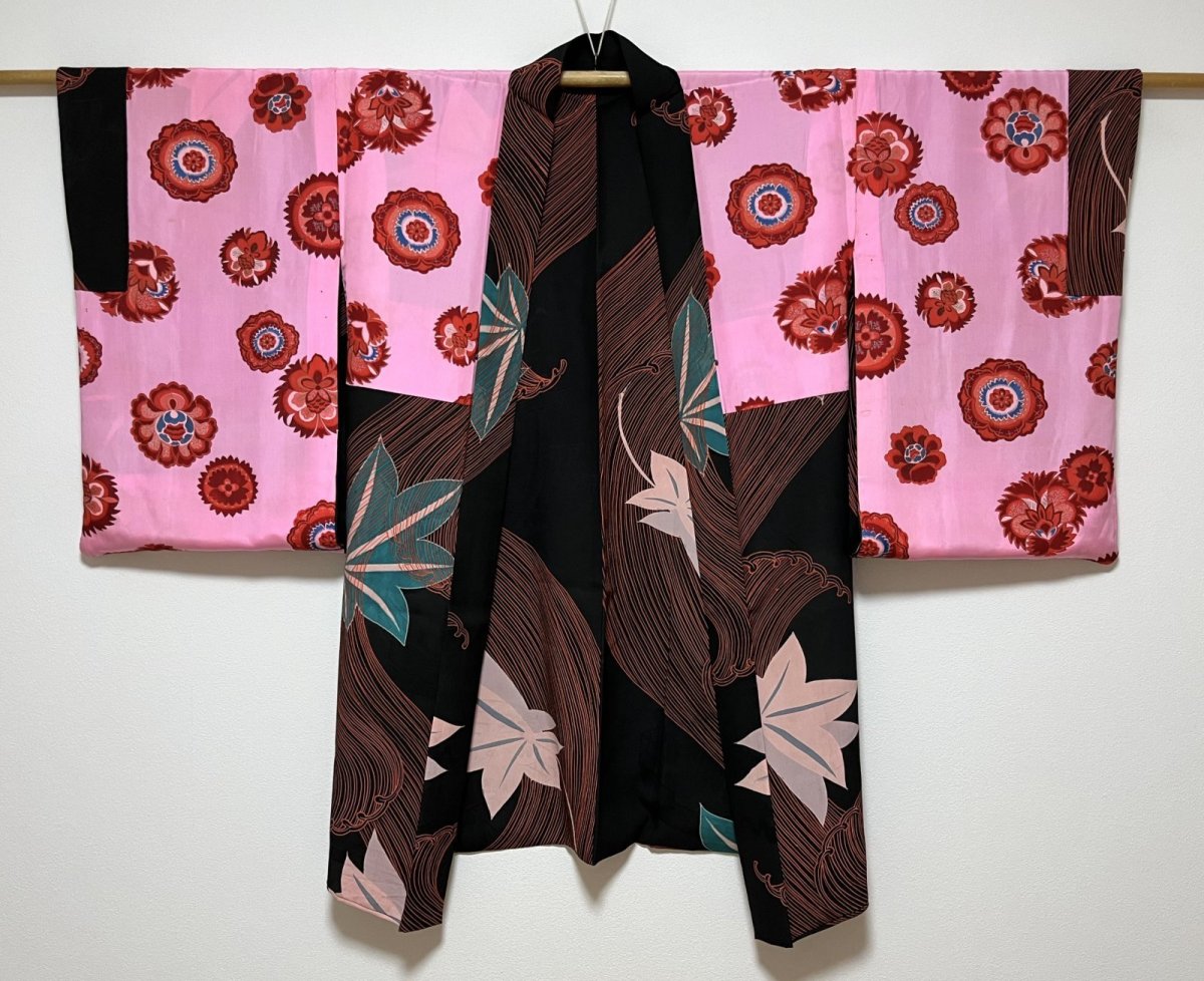 Photo4: JAPANESE KIMONO SILK ANTIQUE HAORI / MOMIJI & BIG WAVE / SAIL SHIP / BLACK (4)