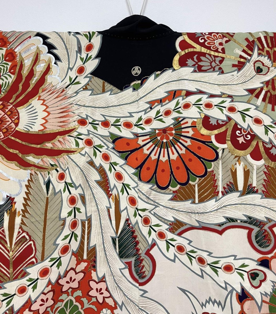Photo4: JAPANESE KIMONO SILK ANTIQUE FURISODE / PHOENIX / CHRYSANTHEMUM / EMBROIDERY (4)