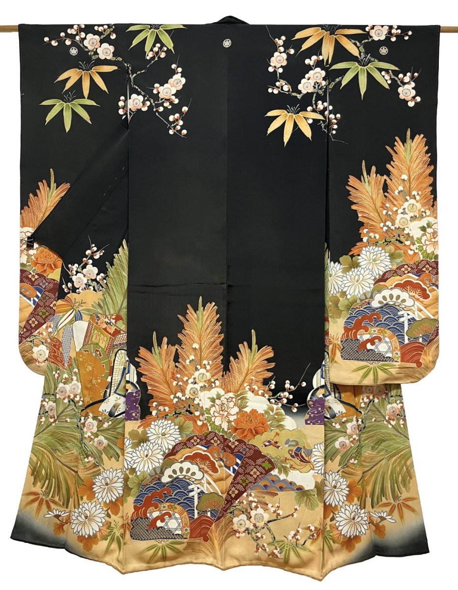 Photo1: JAPANESE KIMONO SILK ANTIQUE FURISODE / BLACK / SHO-CHIKU-BAI / GOSYOGURUMA  (1)