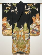 Photo2: JAPANESE KIMONO SILK ANTIQUE FURISODE / BLACK / SHO-CHIKU-BAI / GOSYOGURUMA  (2)