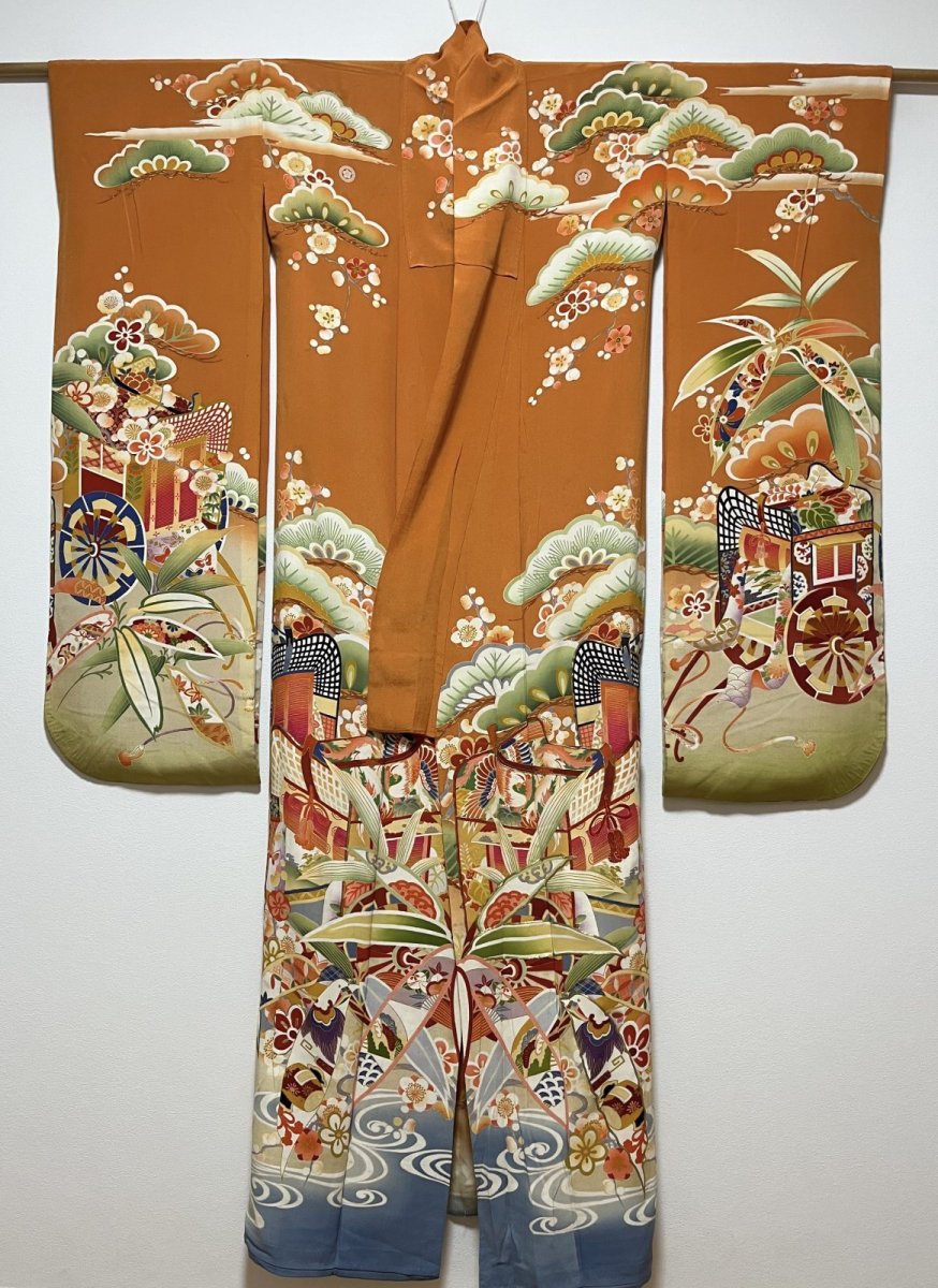 Photo2: JAPANESE KIMONO SILK ANTIQUE FURISODE / SHO-CHIKU-BAI / GOSYOGURUMA / ORANGE BROWN (2)