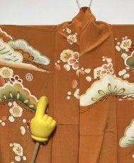 Photo15: JAPANESE KIMONO SILK ANTIQUE FURISODE / SHO-CHIKU-BAI / GOSYOGURUMA / ORANGE BROWN (15)