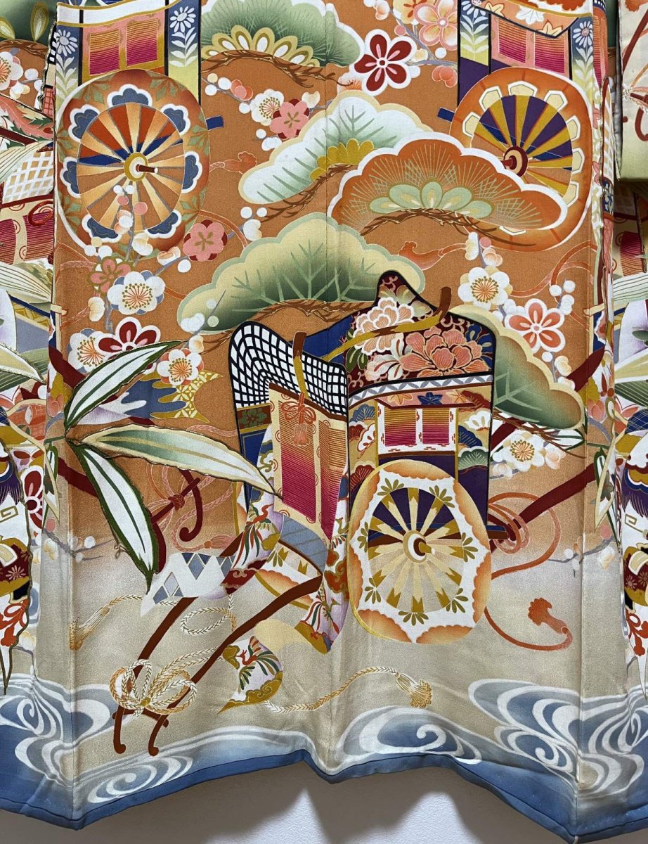 Photo8: JAPANESE KIMONO SILK ANTIQUE FURISODE / SHO-CHIKU-BAI / GOSYOGURUMA / ORANGE BROWN (8)