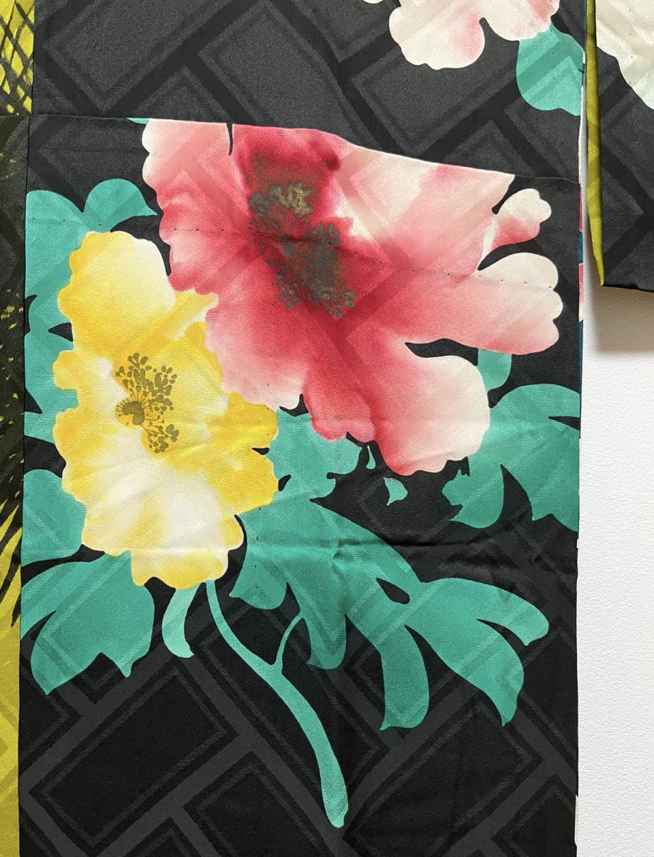 Photo9: JAPANESE KIMONO SILK ANTIQUE JUBAN / PATTERN SAMPLE  (9)