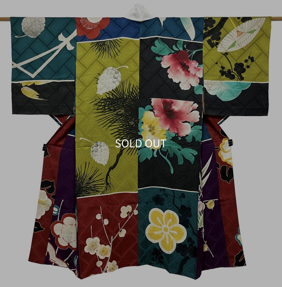Photo1: JAPANESE KIMONO SILK ANTIQUE JUBAN / PATTERN SAMPLE  (1)