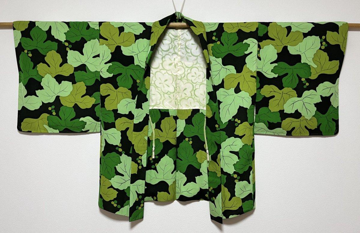 Photo2: JAPANESE KIMONO SILK HAORI / LEAF / UNUSED / BLACK (2)