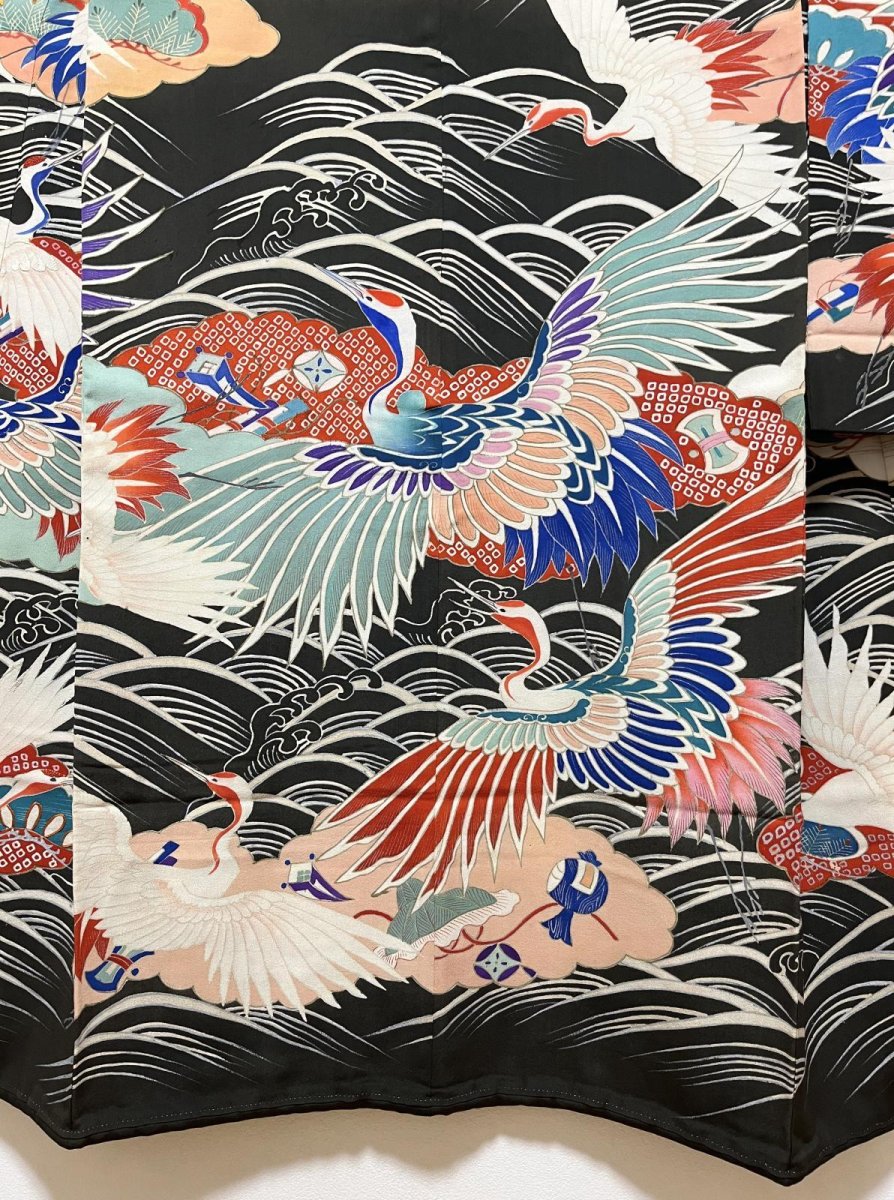 Photo8: JAPANESE KIMONO SILK ANTIQUE FURISODE / FLYING CRANE / WAVE / TAKARAZUKUSHI (8)