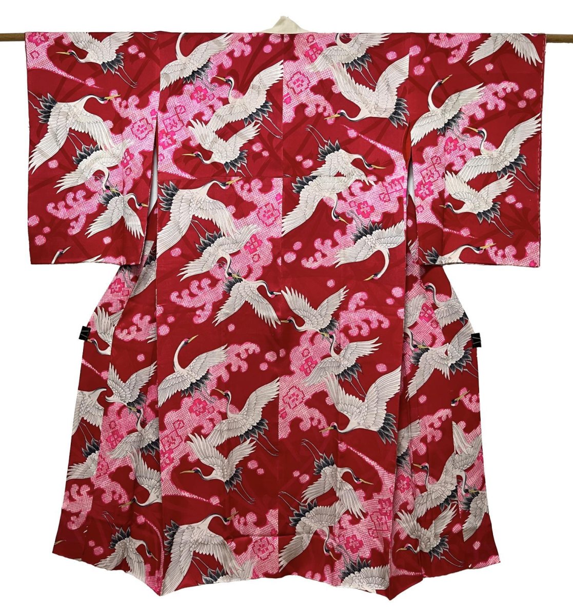 Photo1: JAPANESE KIMONO SILK ANTIQUE JUBAN / FLYING CRANE / WAVE / PINE LEAF / RED (1)