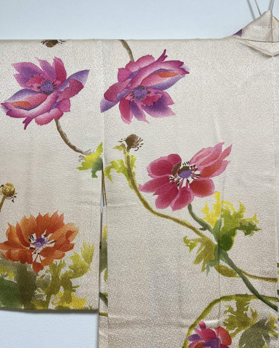 Photo3: JAPANESE KIMONO SILK HAORI / HAND PAINTED FLOWER / LIGHT CORAL / UNUSED (3)