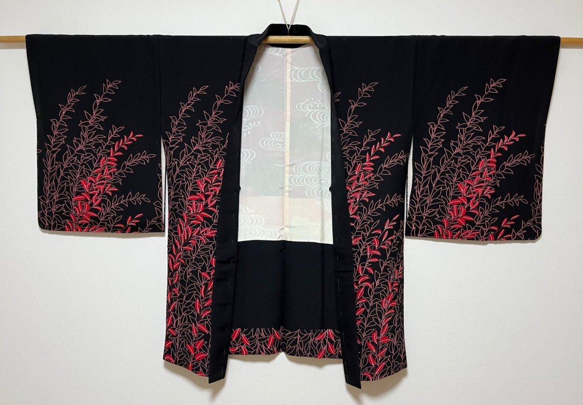Photo2: JAPANESE KIMONO SILK HAORI / LEAF / BLACK / UNUSED (2)
