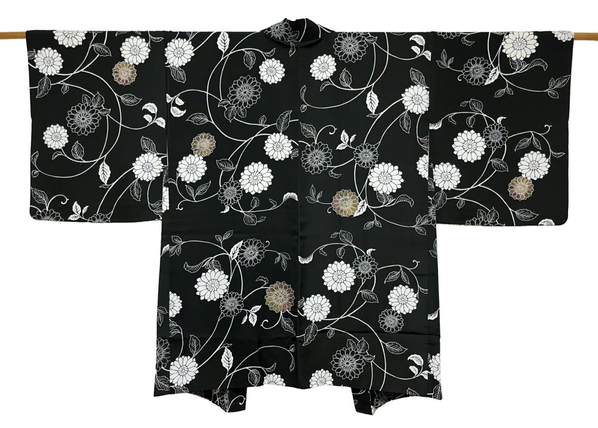 Photo1: JAPANESE KIMONO SILK HAORI / KARAKUSA FLOWER / BLACK (1)