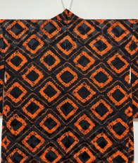 Photo3: JAPANESE KIMONO SILK HAORI / SHIBORI DYED / BLACK & DARK ORANGE (3)