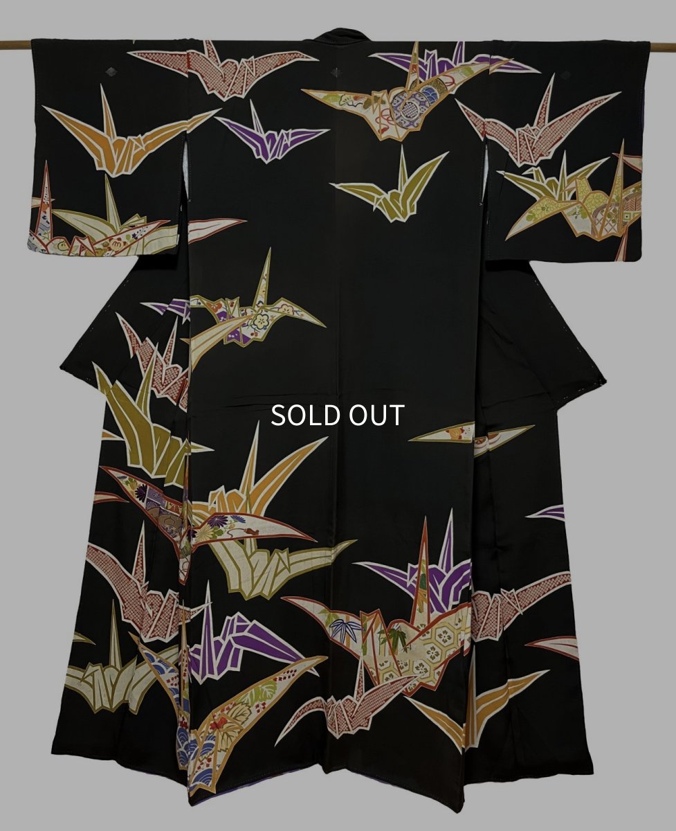 Photo1: JAPANESE KIMONO SILK ANTIQUE HOUMONGI / ORIGAMI CRANE / EMBROIDERY / BLACK (1)