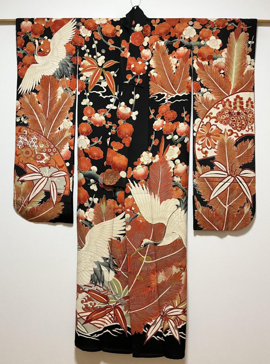 Photo2: JAPANESE KIMONO SILK ANTIQUE FURISODE / FLYING CRANE / SHO-CHIKU-BAI / EMBROIDERY / BLACK  (2)