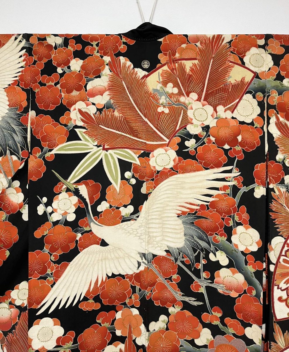 Photo4: JAPANESE KIMONO SILK ANTIQUE FURISODE / FLYING CRANE / SHO-CHIKU-BAI / EMBROIDERY / BLACK  (4)