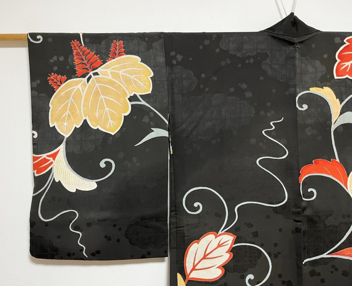 Photo5: JAPANESE KIMONO SILK ANTIQUE HAORI / PAULOWNIA / BLACK (5)