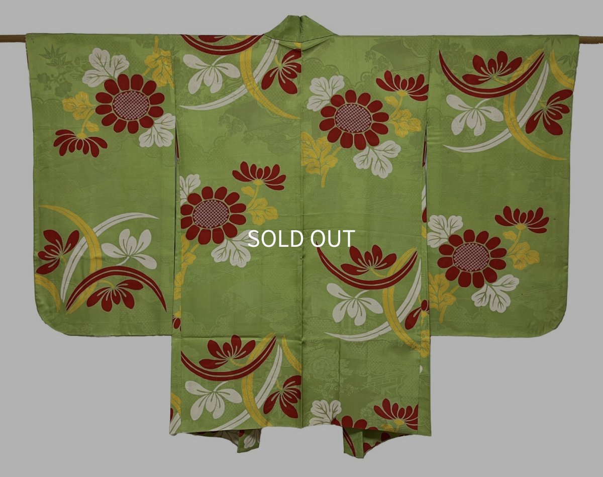 Photo1: JAPANESE KIMONO SILK ANTIQUE HAORI / CHRYSANTHEMUM / LIGHT GREEN (1)