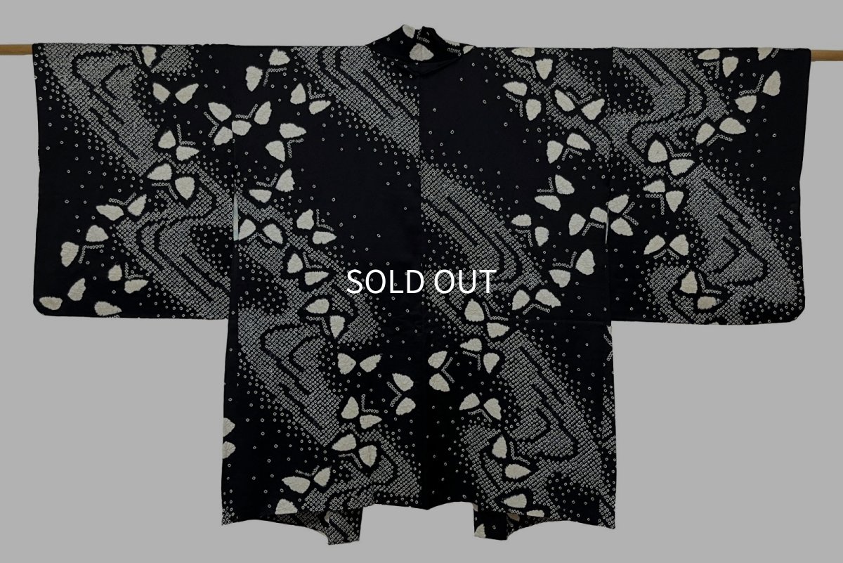 Photo1: JAPANESE KIMONO SILK HAORI / SHIBORI DYED / BUTTERFLY / FLOWING WATER / BLACK (1)