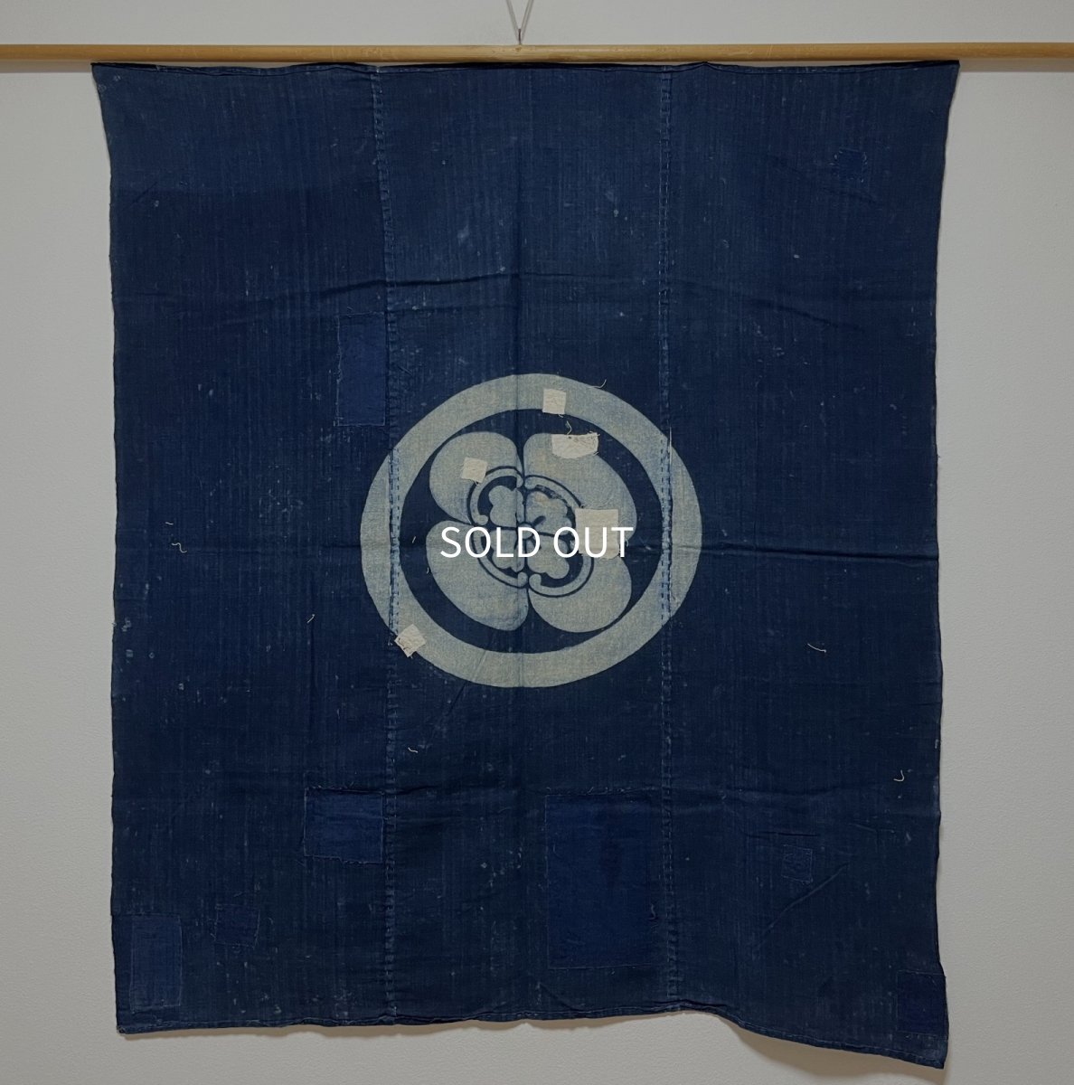 Photo2: JAPANESE COTTON ANTIQUE BORO FUROSHIKI / YOKO-MOKKOU / INDIGO BLUE (2)